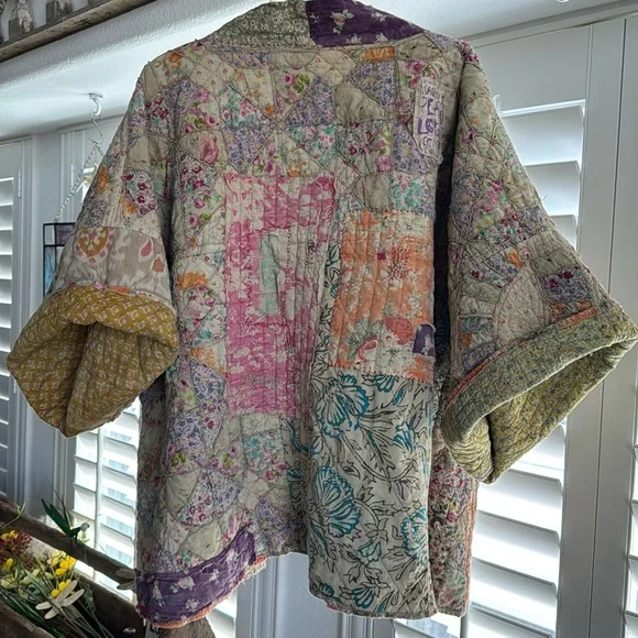 Magnolia Pearl Quilt-Work Ainika Kimono Jacket Layering Piece - Picture 5 of 14